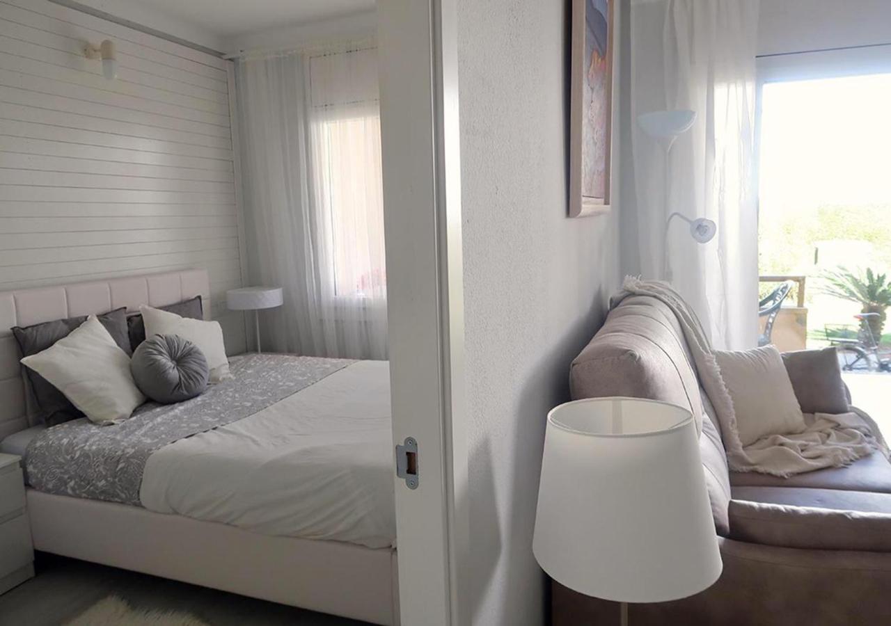 Apartamentos Stil Mar Anna - L'Escala Stil Mar מראה חיצוני תמונה