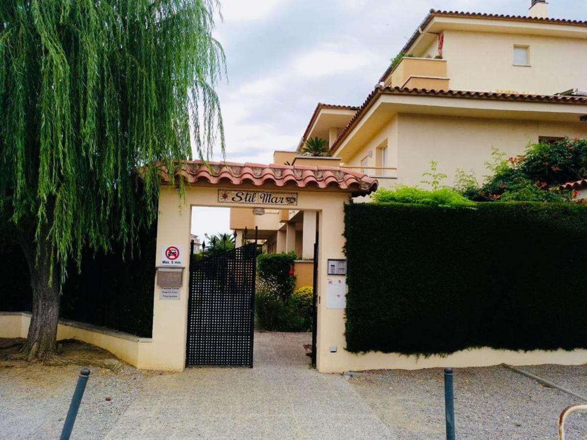 Apartamentos Stil Mar Anna - L'Escala Stil Mar מראה חיצוני תמונה